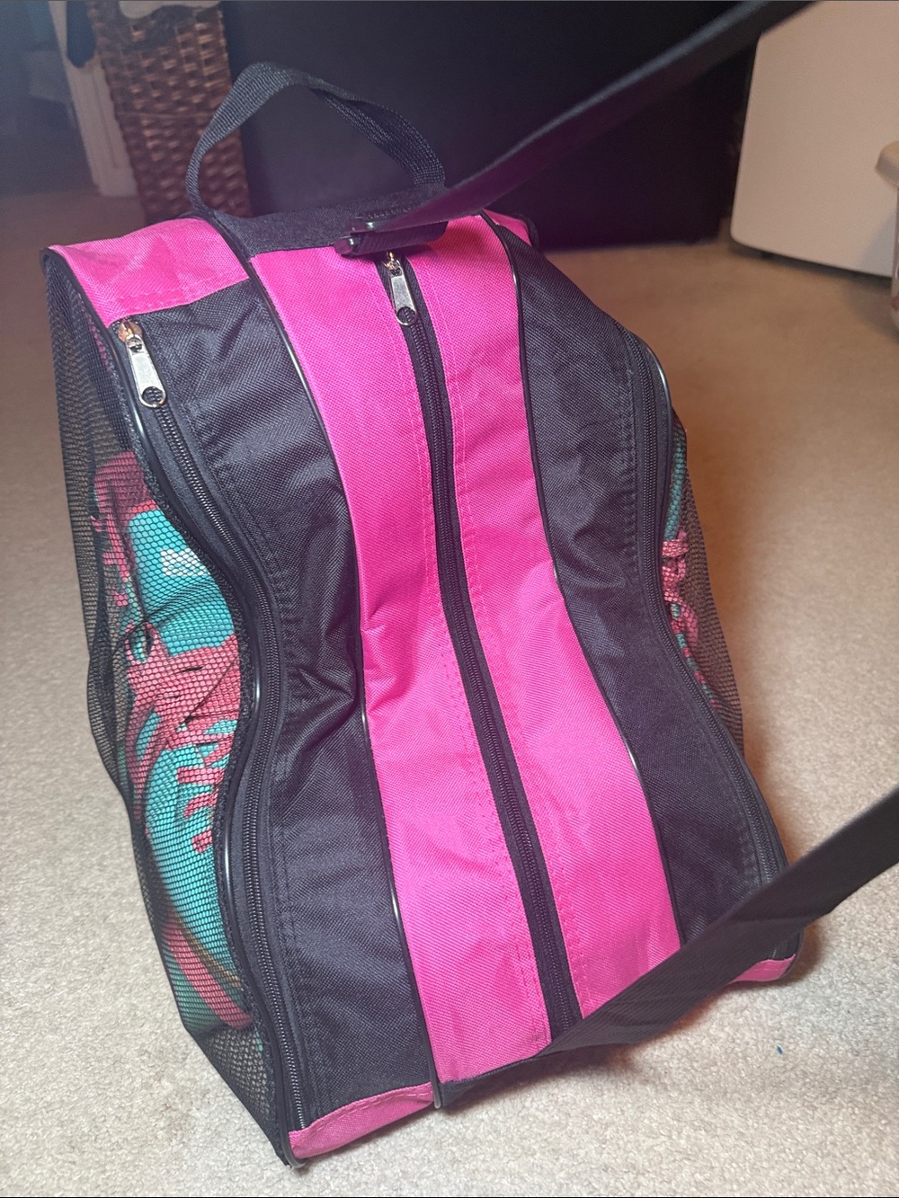 Impala Mint & Coral Quad Roller Skates with Protective Gear and Pink Skate Bag - Picture 15 of 16
